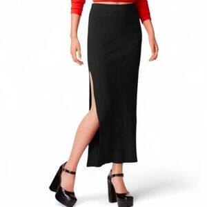 JACK BY BB DAKOTA Black Ribbed Midi Skirt - Large